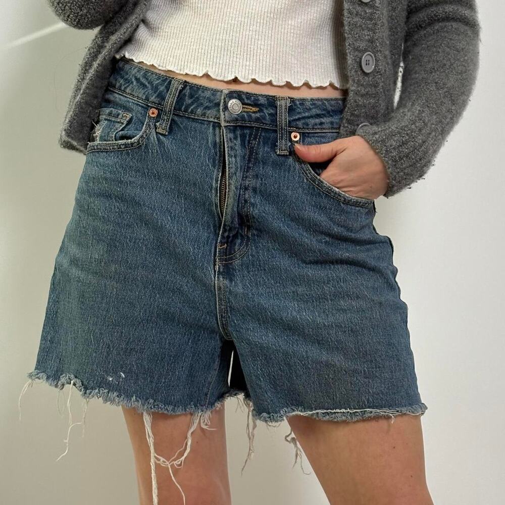 Dark Wash Cut Off Denim Shorts | Mid-High Waist | 26" Waist